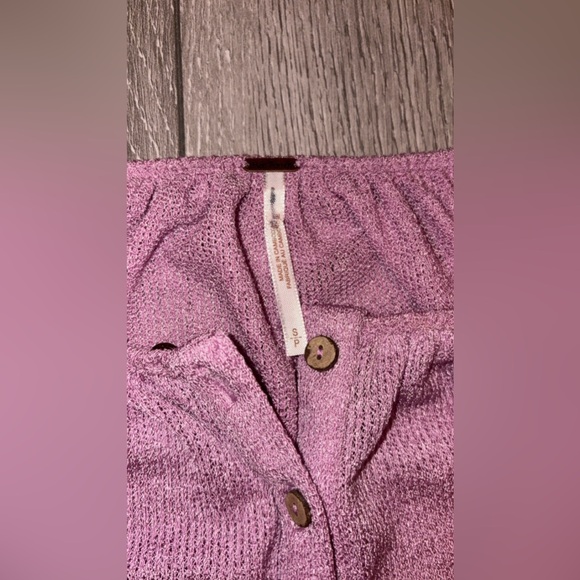Free People Women’s Size Small Oversize Purple Flowy Blouse Lightweight **Spot - Picture 4 of 7